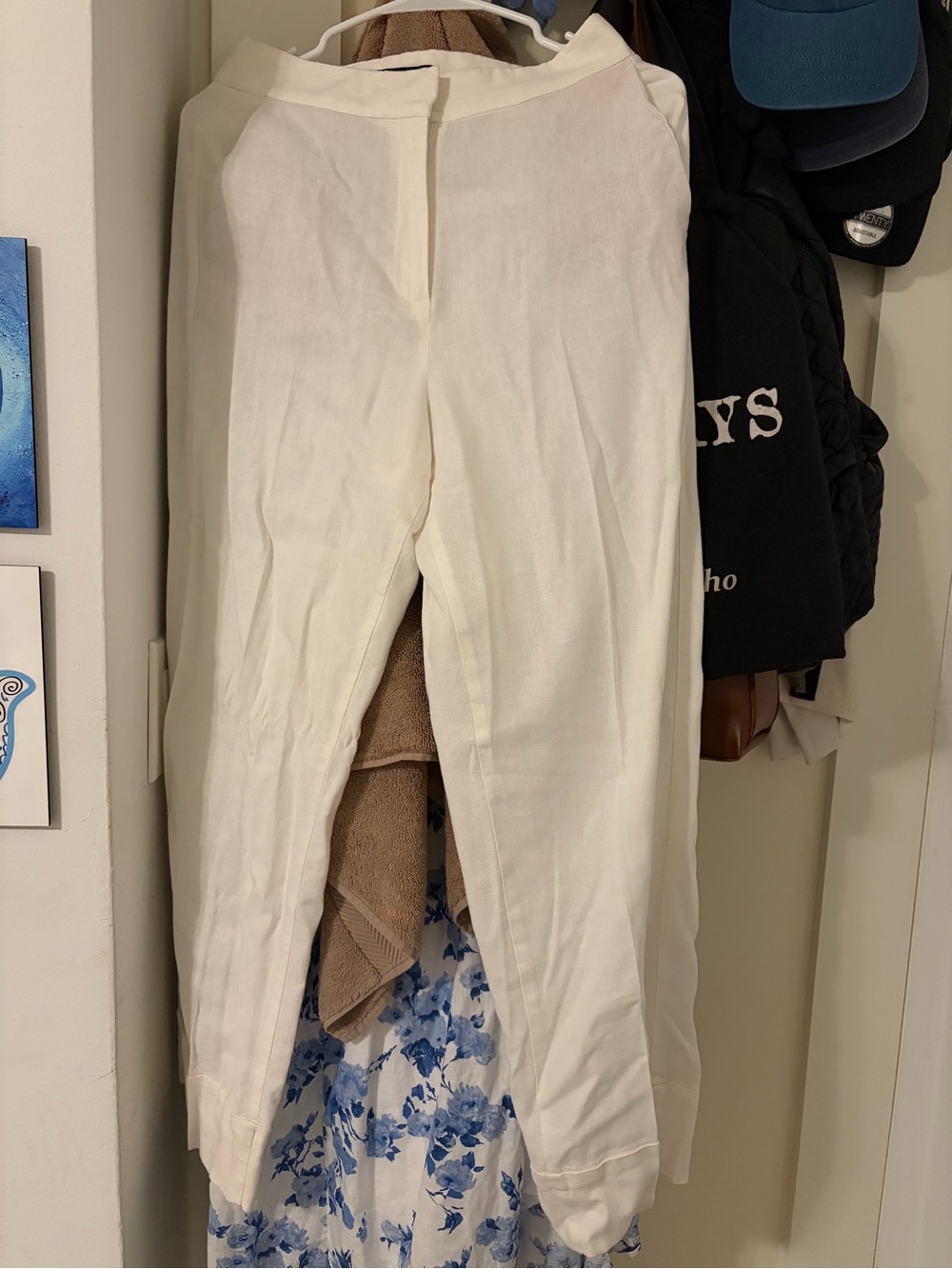 Cropped White Linen-Look Trousers